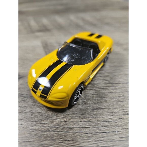 Hot Wheels Dodge Viper Yellow Diecast 1/64 Mattel Loose Toy Car - Picture 1 of 5